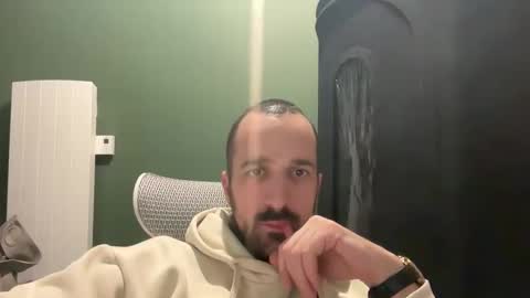 M online show from 19, 12, 2025