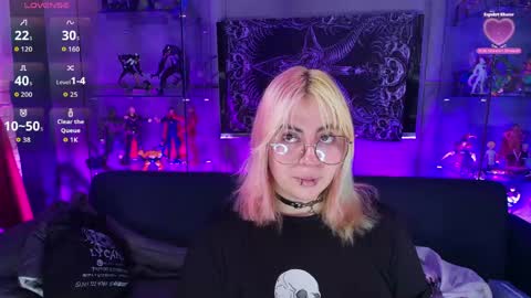 Snapshot of matti_sofia chatting on 23, 5, 2026 TATIANA AND ROUS online show from 23, 5, 2026