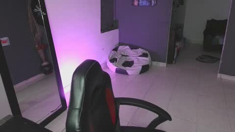 mattias     online show from 28, 2, 2025