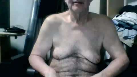 Snapshot of mattnudist chatting on 15, 7, 2026 Matt online show from 15, 7, 2026