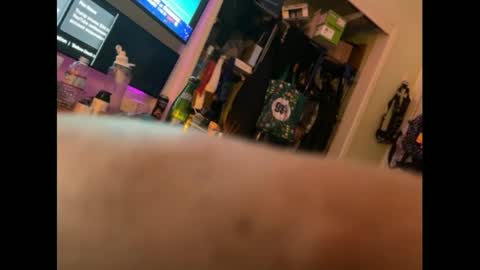 NiceBigJuicyHead online show from 30, 9, 2025