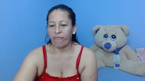 Snapshot of mature_martina_ chatting on 1, 2, 2025 Martina online show from 1, 2, 2025