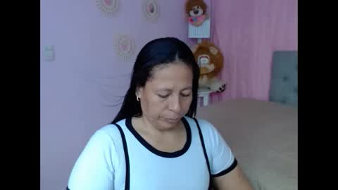 Snapshot of mature_martina_ chatting on 13, 10, 2025 Martina online show from 13, 10, 2025