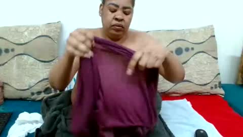 Snapshot of maturedbootyqueen chatting on 25, 5, 2026 QUEEN online show from 25, 5, 2026