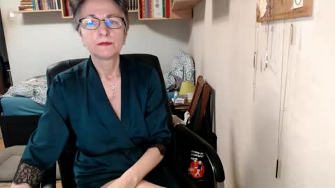 Snapshot of maturekate chatting on 11, 9, 2025 maturekate online show from 11, 9, 2025
