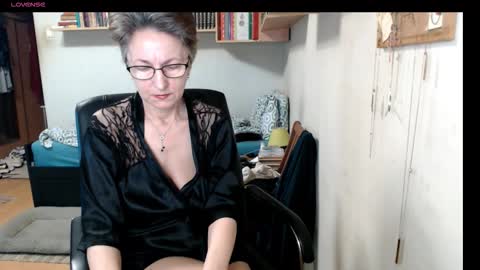 Snapshot of maturekate chatting on 19, 9, 2025 maturekate online show from 19, 9, 2025