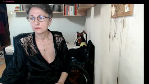 Snapshot of maturekate chatting on 20, 10, 2025 maturekate online show from 20, 10, 2025