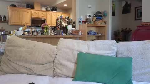 Snapshot of matureluvin chatting on 15, 11, 2025 JustUs online show from 15, 11, 2025