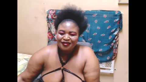 Snapshot of maturenesh chatting on 4, 12, 2025 maturenesh online show from 4, 12, 2025