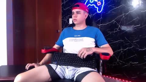 Snapshot of maty_hard chatting on 6, 1, 2025 Matias online show from 6, 1, 2025