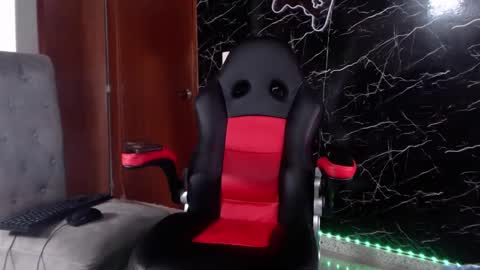 Snapshot of maty_hard chatting on 6, 3, 2025 Matias online show from 6, 3, 2025