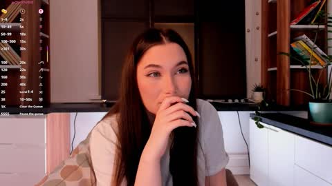 Snapshot of mauddenmon chatting on 8, 9, 2025 Lucy online show from 8, 9, 2025