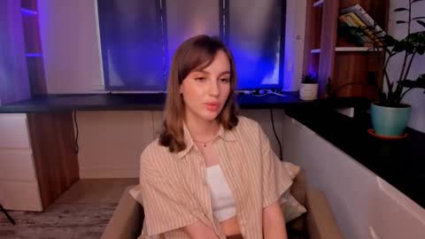 Snapshot of mauddenmon chatting on 14, 9, 2025 Lucy online show from 14, 9, 2025