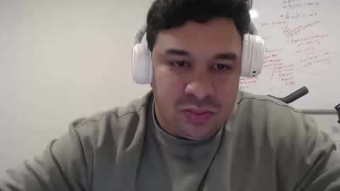 Snapshot of mauro656 chatting on 11, 10, 2025 mauro656 online show from 11, 10, 2025