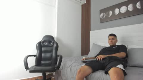 mauro_boy online show from 25, 6, 2026