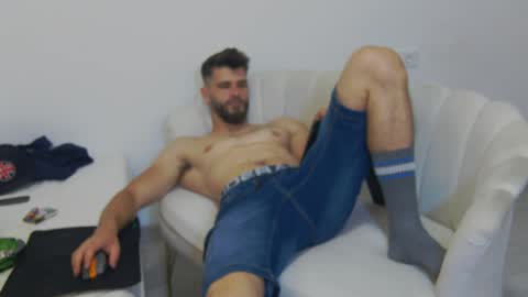 Snapshot of mauro_real_man chatting on 6, 6, 2026 mauro_real_man online show from 6, 6, 2026