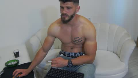 Snapshot of mauro_real_man chatting on 7, 6, 2026 mauro_real_man online show from 7, 6, 2026