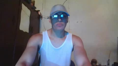 Snapshot of maurodirty chatting on 26, 11, 2025 Mauro online show from 26, 11, 2025