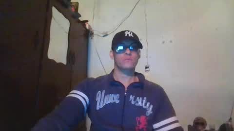 Snapshot of maurodirty chatting on 1, 12, 2025 Mauro online show from 1, 12, 2025