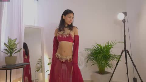 Maria Victoria Schedule 2pm until 9pm GMT-5 online show from 20, 11, 2025