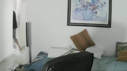 Snapshot of max_2017 chatting on 17, 1, 2025 max_2017 online show from 17, 1, 2025