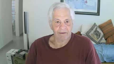 Snapshot of max_2017 chatting on 8, 2, 2025 max_2017 online show from 8, 2, 2025