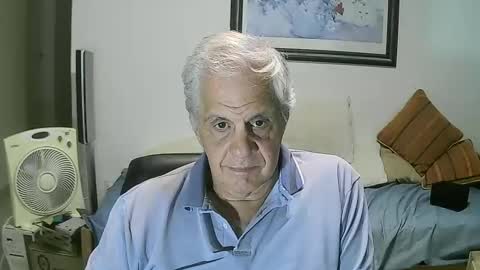 Snapshot of max_2017 chatting on 22, 2, 2025 max_2017 online show from 22, 2, 2025