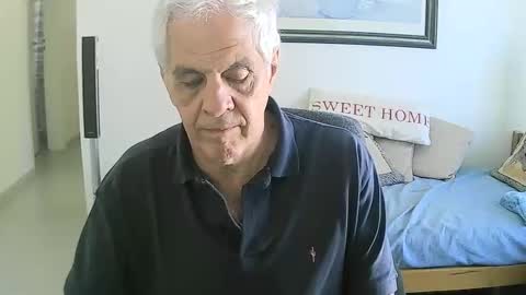 Snapshot of max_2017 chatting on 27, 9, 2025 max_2017 online show from 27, 9, 2025