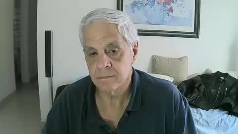 Snapshot of max_2017 chatting on 9, 11, 2025 max_2017 online show from 9, 11, 2025