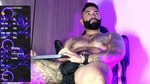 Snapshot of max__prada chatting on 4, 10, 2025 max__prada online show from 4, 10, 2025