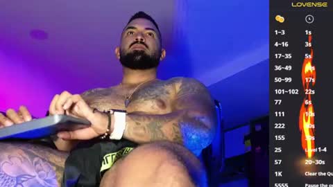 max__prada online show from 1, 7, 2026