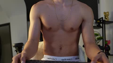 Snapshot of max_cortes1_ chatting on 10, 10, 2025 60 OFF ON MY OF ONLY FOR TODAY online show from 10, 10, 2025