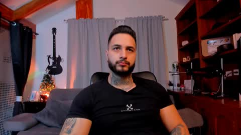 Snapshot of max_dic1 chatting on 21, 12, 2024 max D. online show from 21, 12, 2024