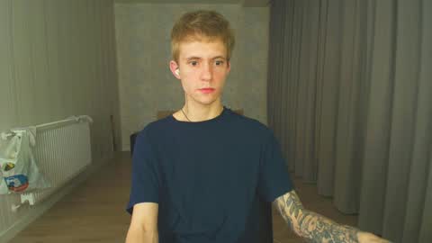 Snapshot of max_gen chatting on 7, 12, 2024 Max Gen with tats 24years And Ethan without tats 20 years online show from 7, 12, 2024