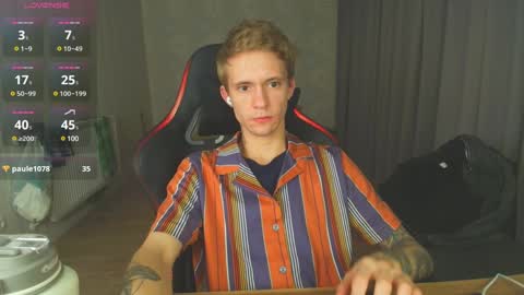 Snapshot of max_gen chatting on 16, 12, 2024 Max Gen with tats 24years And Ethan without tats 20 years online show from 16, 12, 2024