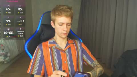 Snapshot of max_gen chatting on 23, 12, 2024 Max Gen with tats 24years And Ethan without tats 20 years online show from 23, 12, 2024