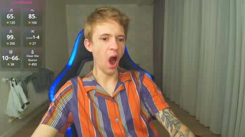 Snapshot of max_gen chatting on 24, 12, 2024 Max Gen with tats 24years And Ethan without tats 20 years online show from 24, 12, 2024