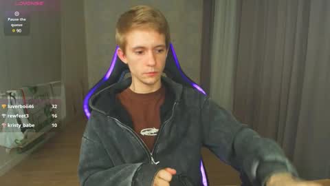 Snapshot of max_gen chatting on 30, 12, 2024 Max Gen with tats 24years And Ethan without tats 20 years online show from 30, 12, 2024