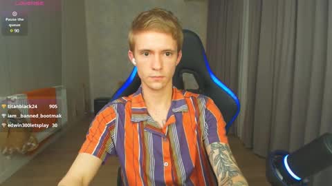 Snapshot of max_gen chatting on 10, 1, 2025 Max Gen with tats 24years And Ethan without tats 20 years online show from 10, 1, 2025