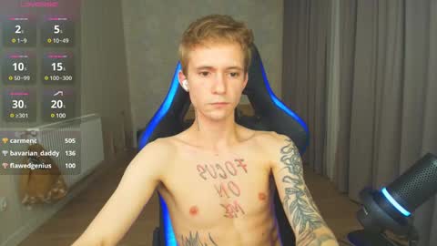 Snapshot of max_gen chatting on 10, 1, 2025 Max Gen with tats 24years And Ethan without tats 20 years online show from 10, 1, 2025