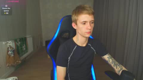 Snapshot of max_gen chatting on 13, 1, 2025 Max Gen with tats 24years And Ethan without tats 20 years online show from 13, 1, 2025