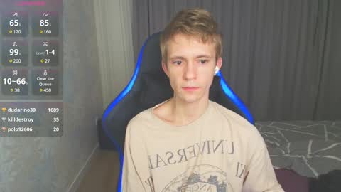 Snapshot of max_gen chatting on 28, 1, 2025 Max Gen with tats 24years And Ethan without tats 20 years online show from 28, 1, 2025