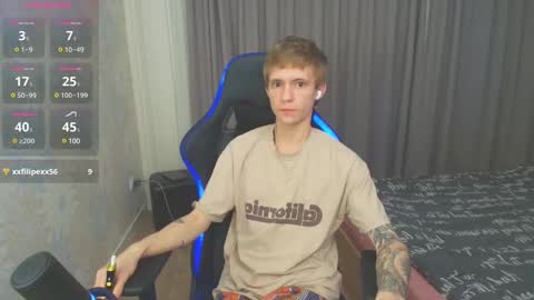 Snapshot of max_gen chatting on 1, 2, 2025 Max Gen with tats 24years And Ethan without tats 20 years online show from 1, 2, 2025