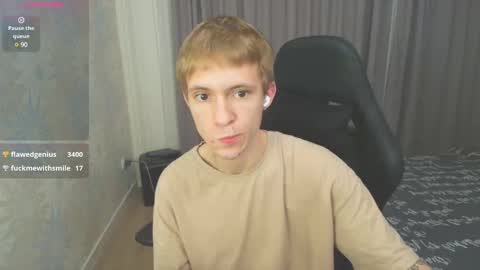 Snapshot of max_gen chatting on 3, 2, 2025 Max Gen with tats 24years And Ethan without tats 20 years online show from 3, 2, 2025