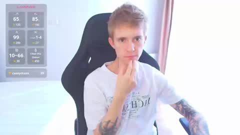 Snapshot of max_gen chatting on 24, 2, 2025 Max Gen with tats 24years And Ethan without tats 20 years online show from 24, 2, 2025