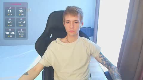 Snapshot of max_gen chatting on 3, 3, 2025 Max Gen with tats 24years And Ethan without tats 20 years online show from 3, 3, 2025