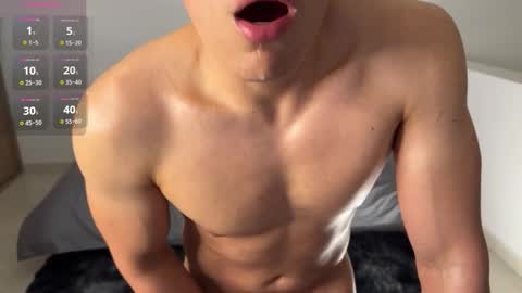 Snapshot of max_lancaster chatting on 14, 1, 2026 Max Lancaster online show from 14, 1, 2026