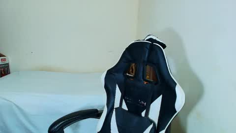 max_love25 online show from 16, 11, 2025