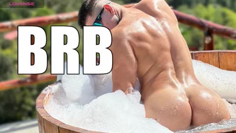 Snapshot of max_mayer chatting on 10, 11, 2025 Maximo Mayer online show from 10, 11, 2025