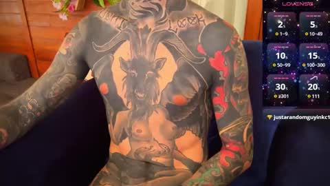 Snapshot of max_reaves chatting on 17, 12, 2024 online show from 17, 12, 2024